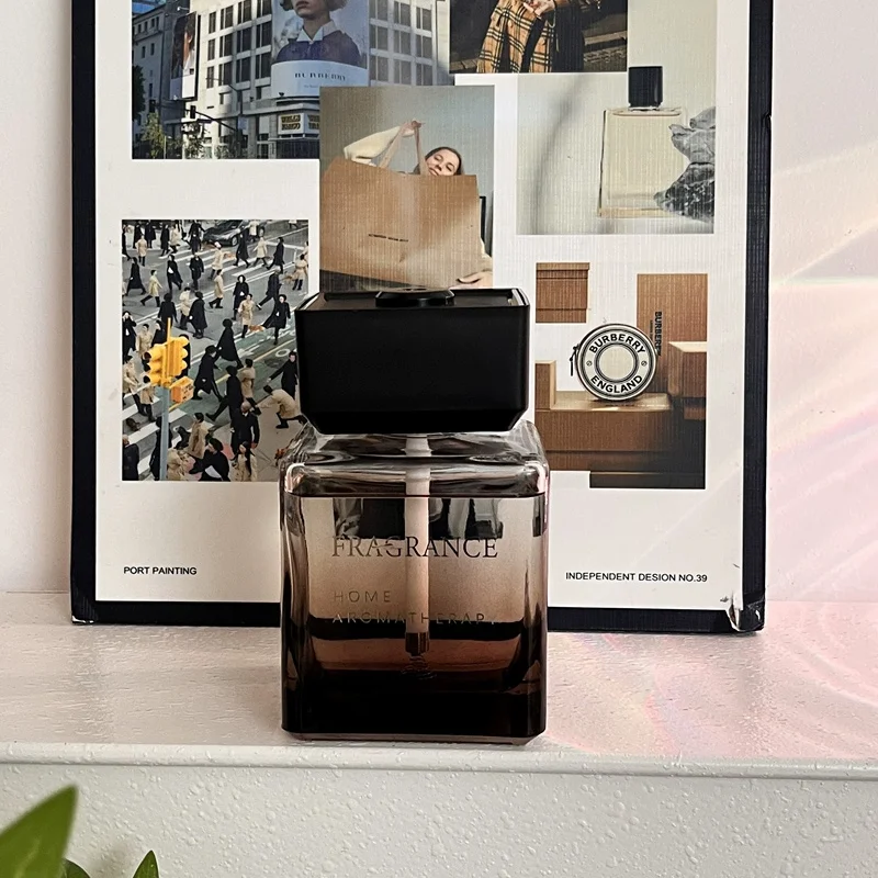 ホームフレグランススプレー ホテルグレード 自動芳香スプレー - Home And You Fragrance Diffuser のレビューと価格